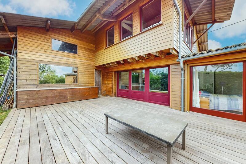 Maison - 180 m² - 5 pièces