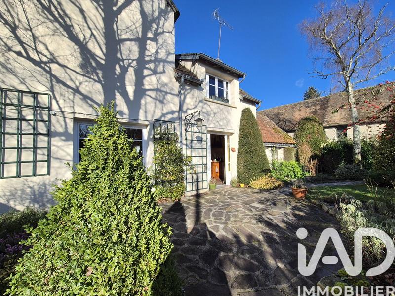 Maison - 180 m² - 7 pièces