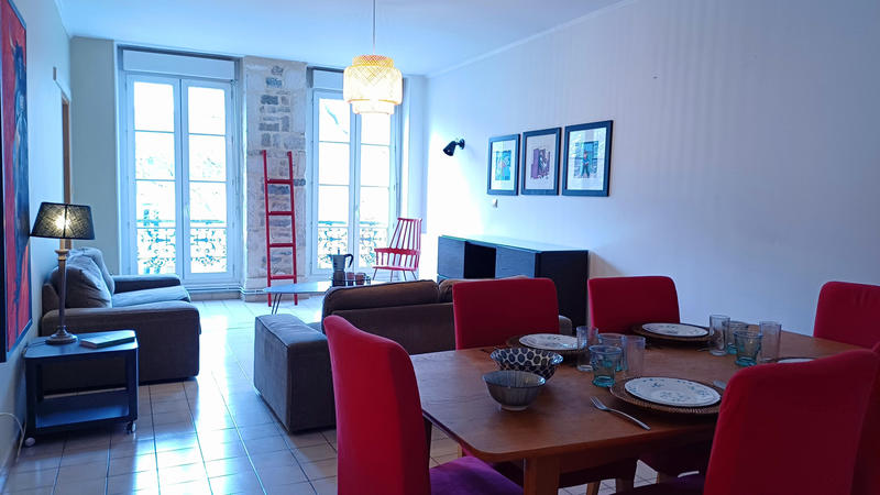 Appartement - 102 m² - 4 pièces
