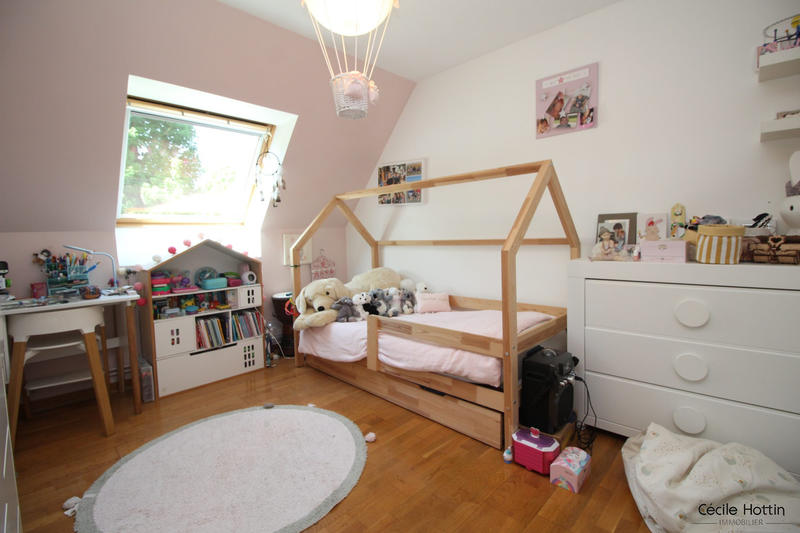 Maison - 106 m² - 6 pièces