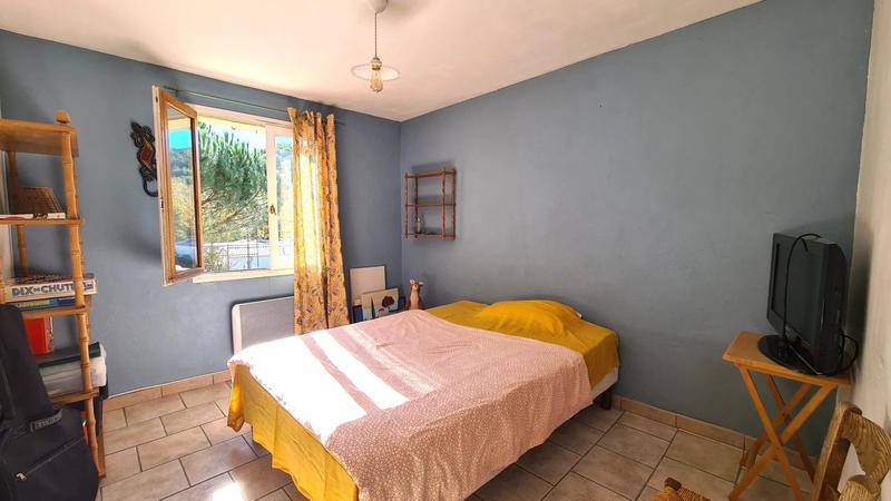 Maison - 122 m² - 8 pièces