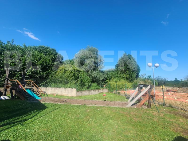 Local d'activités - 626 m² - 3 pièces