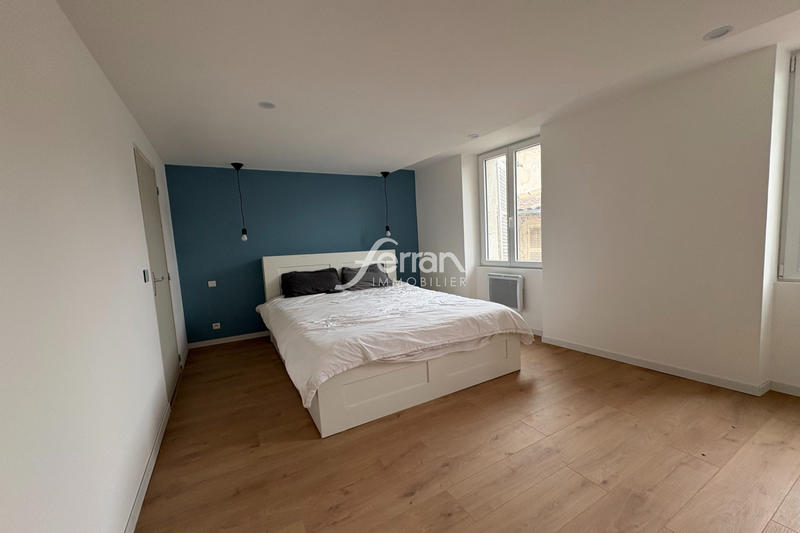 Appartement - 80 m² - 3 pièces