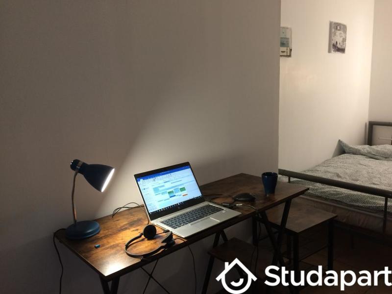 Chambre - 10 m² - 1 pièce