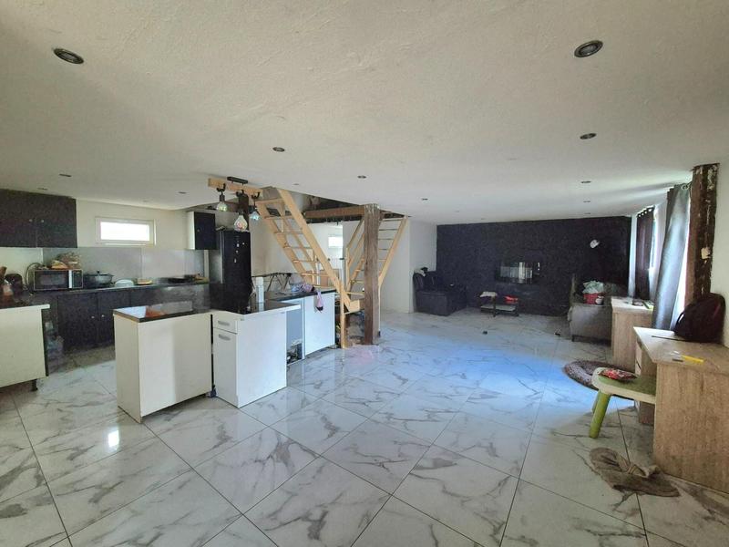 Maison - 120 m² - 4 pièces