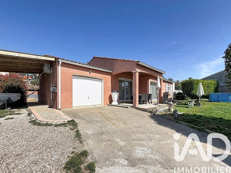 Maison - 90 m² - 5 pièces