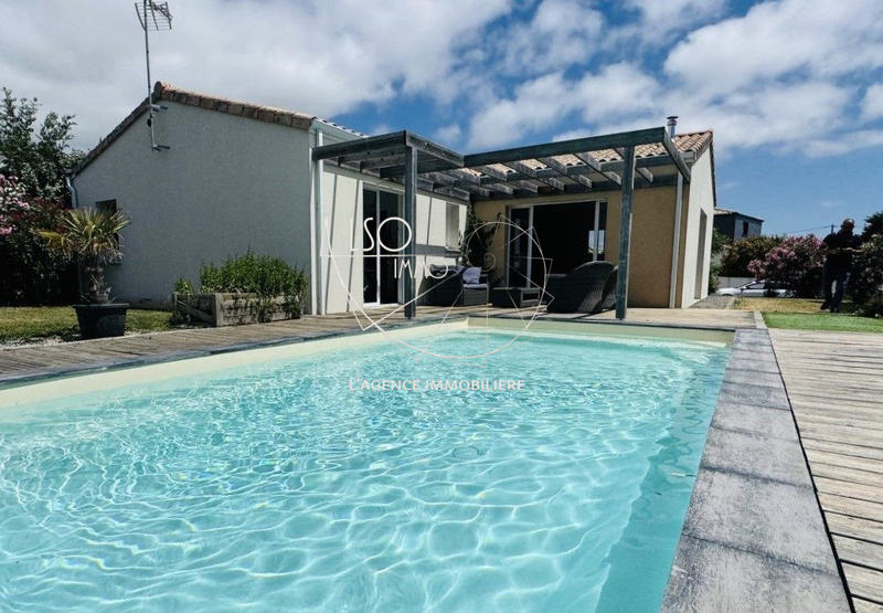 Maison - 94 m² - 4 pièces