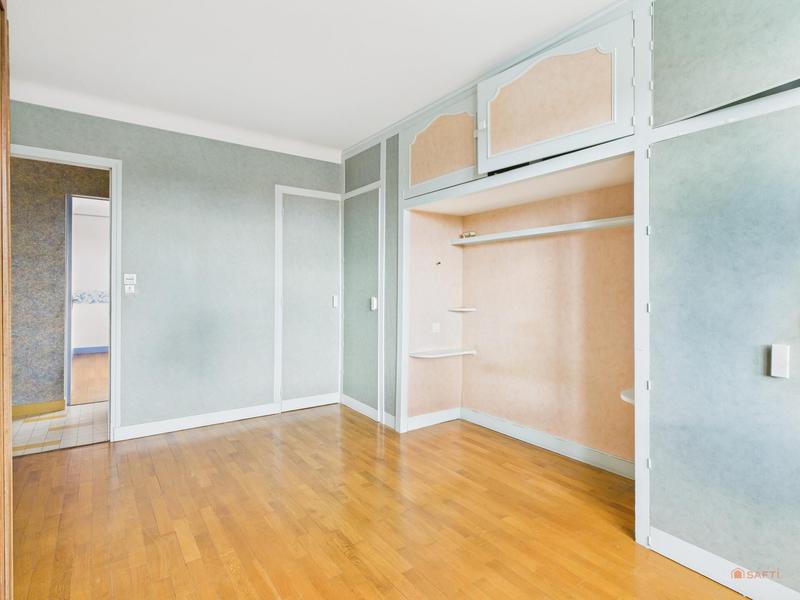 Maison - 219 m² - 5 pièces