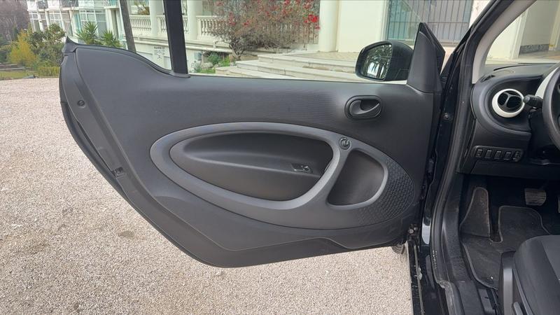 Smart ForTwo Coupe 1.0 71 Ba6 Pure - Automatique