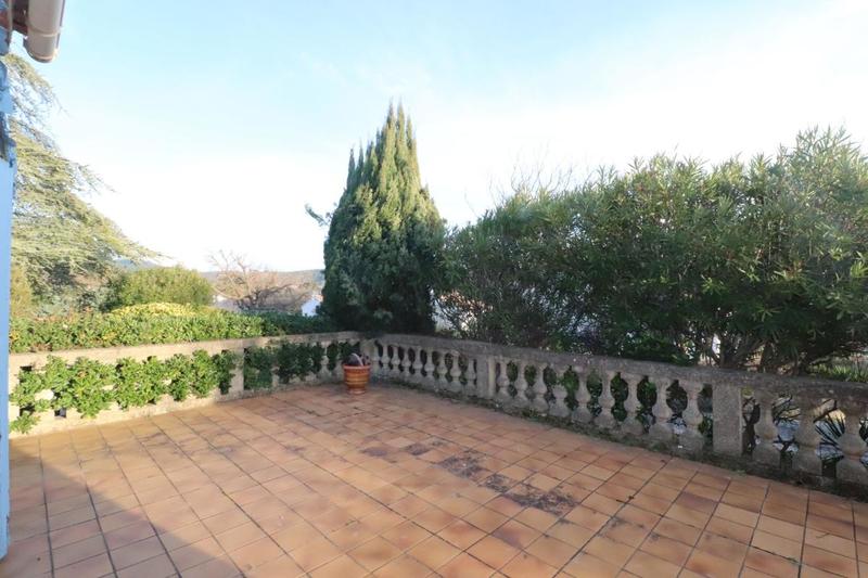 Villa - 230 m² - 5 pièces