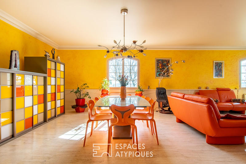 Maison - 317 m² - 8 pièces