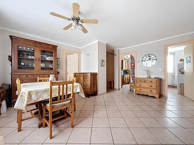 Appartement - 64 m² - 4 pièces