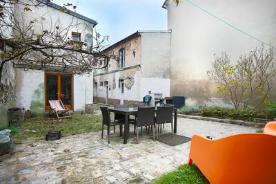 Maison - 187 m² - 8 pièces