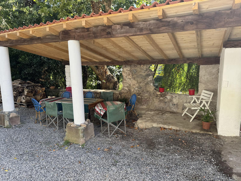 Maison - 271 m² - 14 pièces