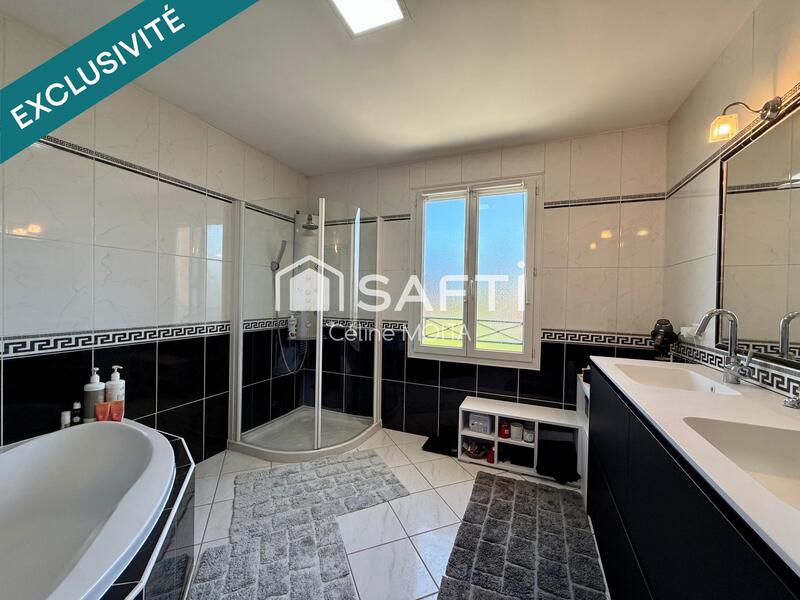 Maison - 127 m² - 5 pièces