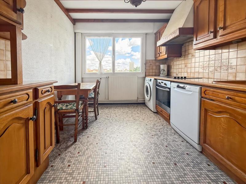 Appartement - 102 m² - 4 pièces