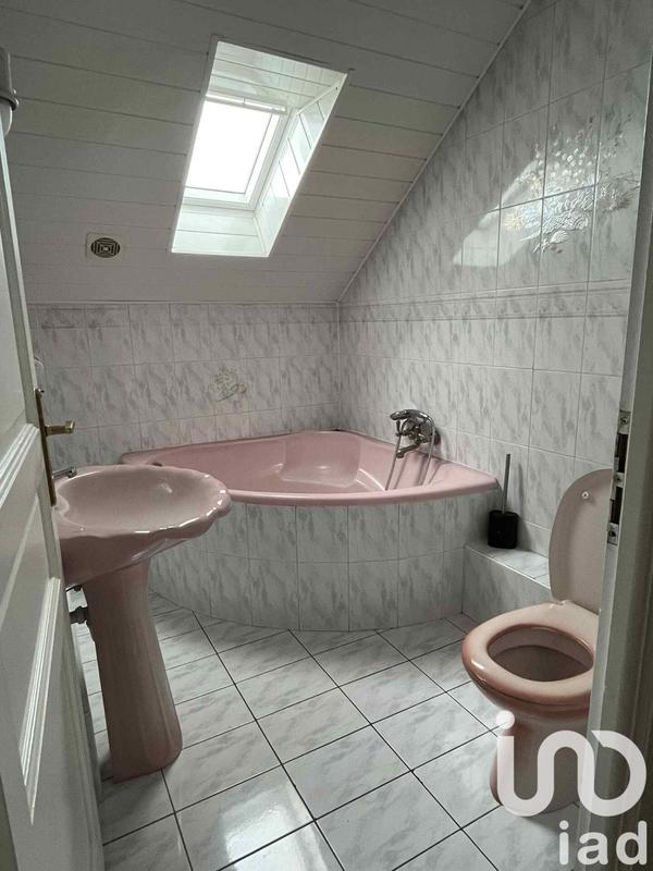 Maison - 111 m² - 5 pièces