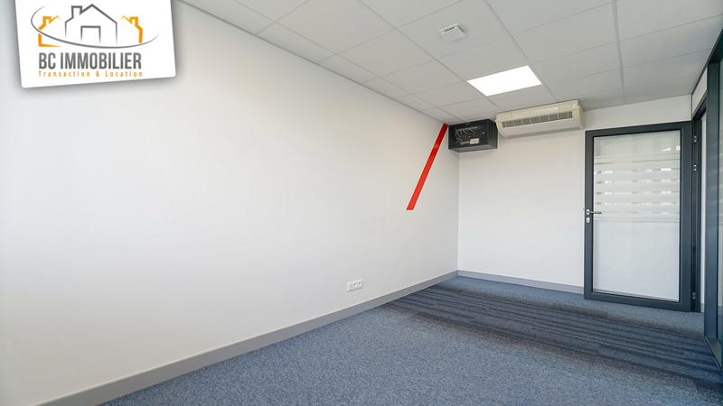 Bureau - 71 m²