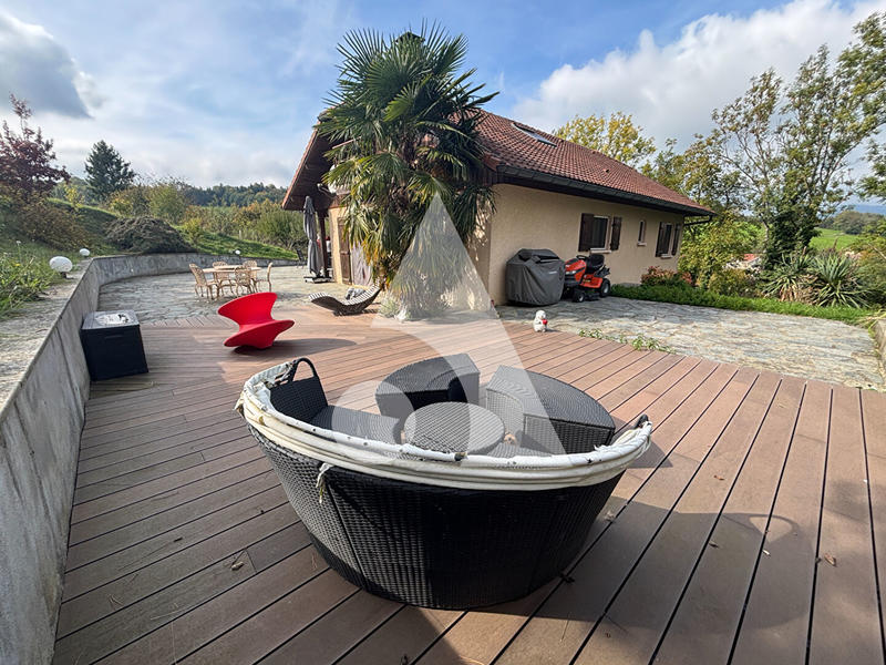 Maison - 200 m² - 4 pièces