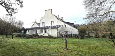 Maison ancienne - 230 m² - 9 pièces