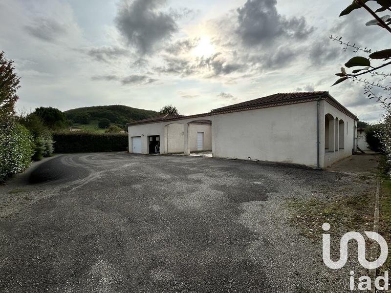 Maison - 190 m² - 4 pièces