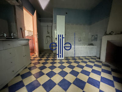 Maison - 168 m² - 6 pièces