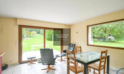 Maison - 224 m² - 7 pièces