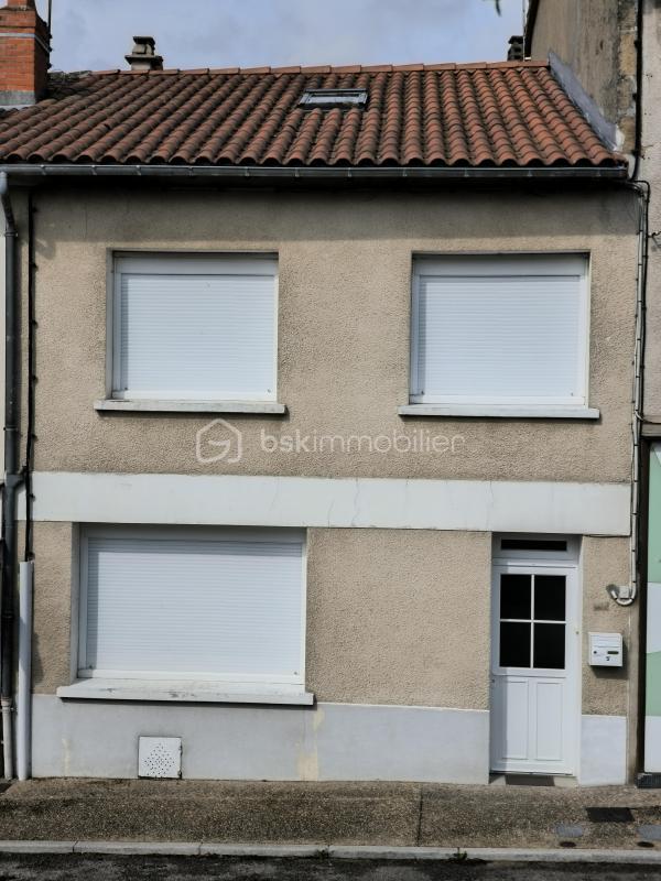 Maison - 100 m² - 5 pièces