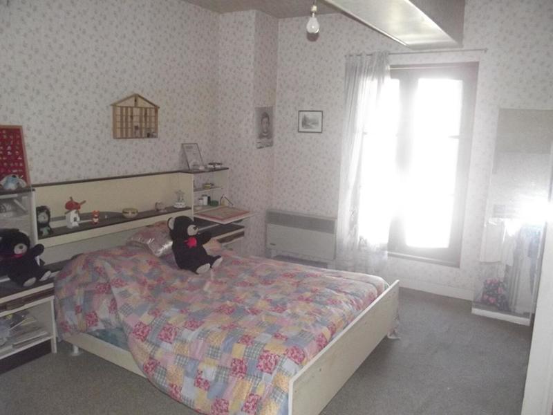 Maison - 214 m² - 8 pièces