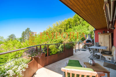 Maison - 175 m² - 8 pièces