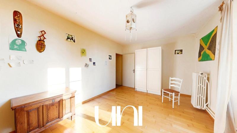 Maison - 388 m² - 12 pièces