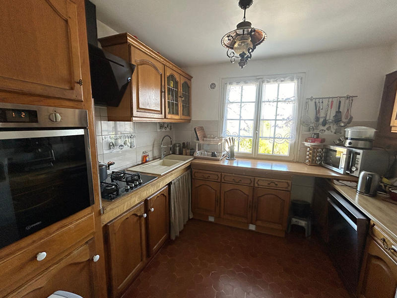 Maison - 92 m² - 5 pièces