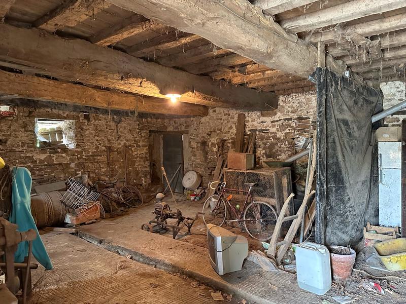 Maison - 242 m² - 4 pièces