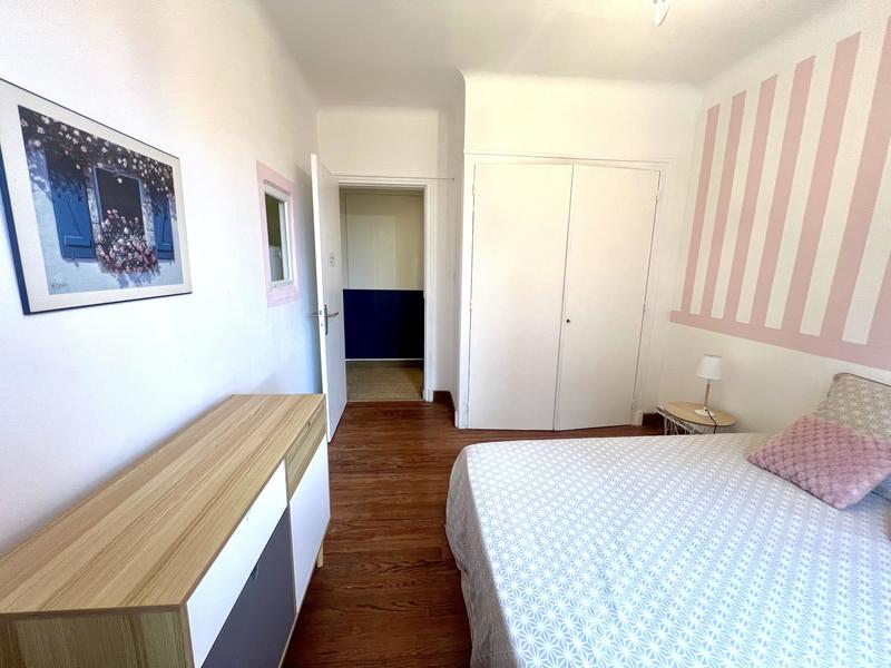 Demeure - 311 m² - 12 pièces