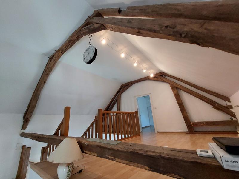 Maison - 201 m² - 7 pièces