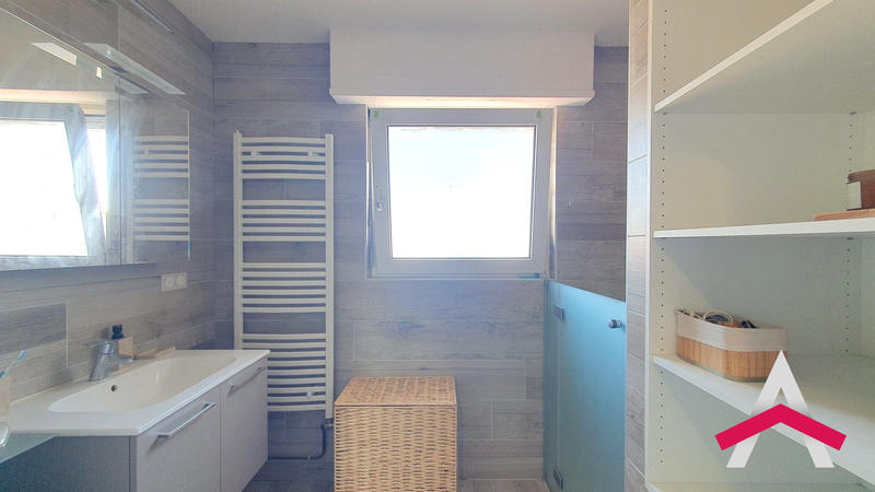 Maison - 76 m² - 5 pièces