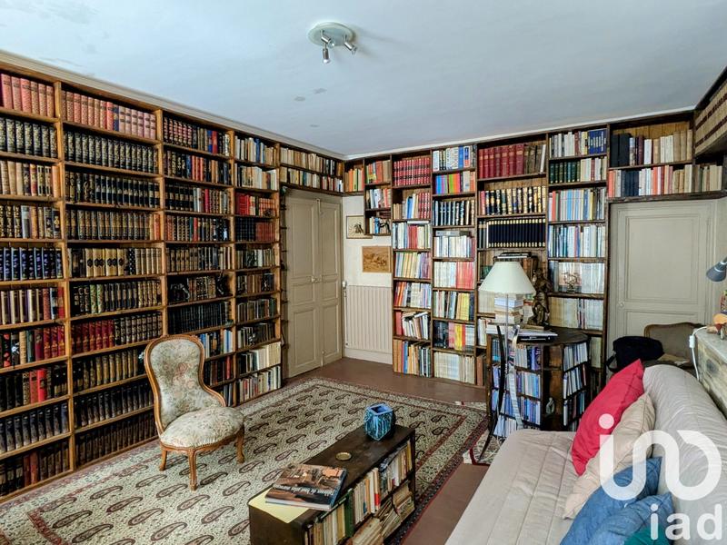 Maison - 286 m² - 12 pièces