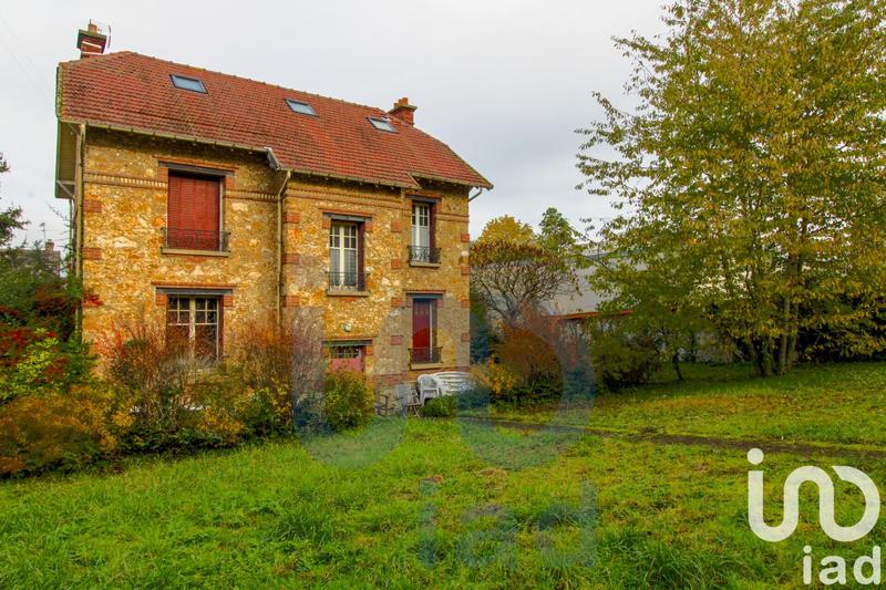 Maison - 150 m² - 9 pièces