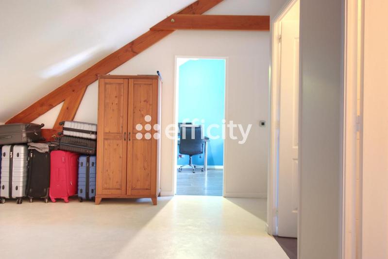 Pavillon - 141 m² - 6 pièces