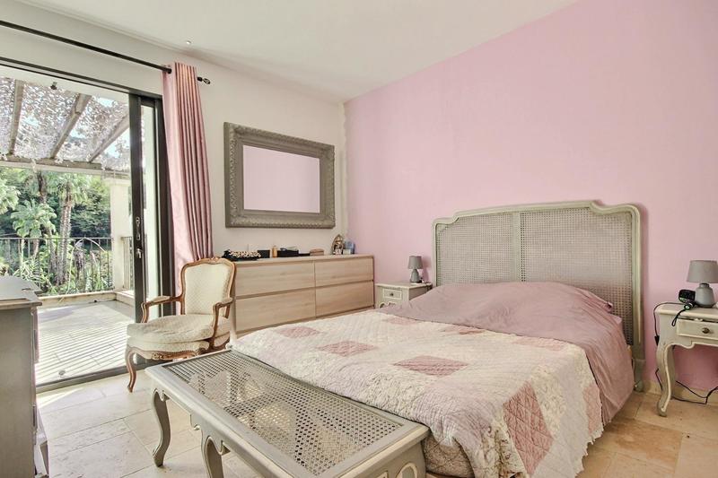 Villa - 188 m² - 6 pièces