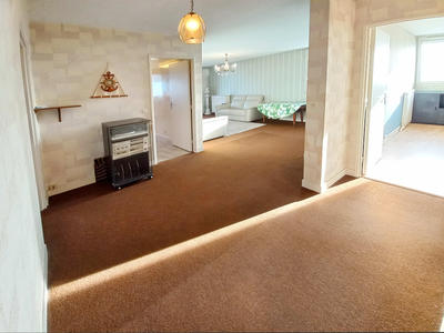 Appartement - 90 m² - 4 pièces