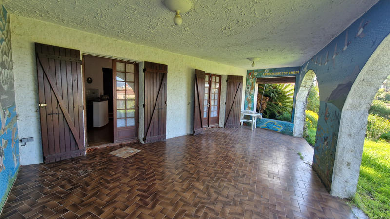 Propriété - 315 m² - 8 pièces