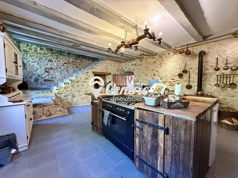 Ferme - 285 m² - 9 pièces