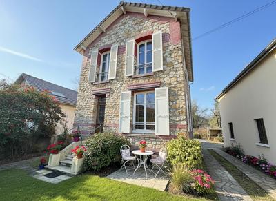 Maison - 115 m² - 6 pièces