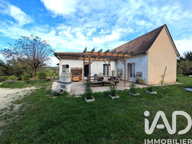 Maison - 111 m² - 4 pièces