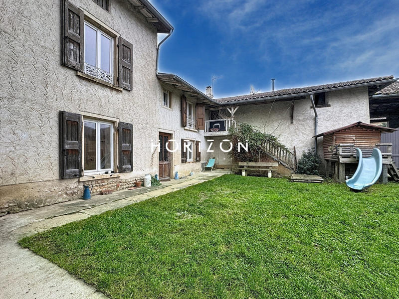 Maison - 162 m² - 7 pièces