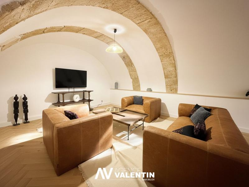 Appartement - 108 m² - 5 pièces