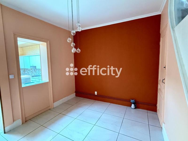 Maison - 100 m² - 6 pièces