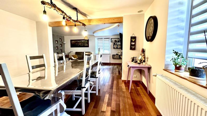 Maison - 147 m² - 6 pièces