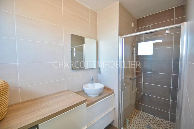 Appartement - 137 m² - 5 pièces